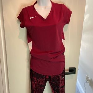 Nike Womens Dri-Fit Top (medium) & leggings (large)